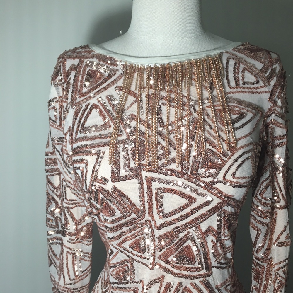LADT CHANCE: Large Tea&Cup Rose Gold Sequins Dress